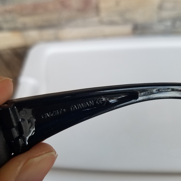 Motorcyle Glasses yellow free Foreign currency with purchase while supplies last - Picture 13 of 16